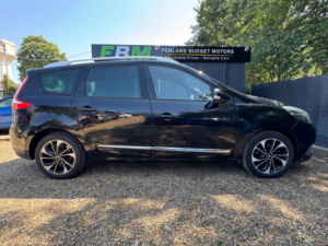 2015 Renault Grand Scenic 1.5 Dci Dynamique Tomtom Edc Euro 5 5dr in Black — image 4