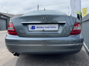 2011 Mercedes-Benz C Class 1.8 C180 Blueefficiency Elegance in Grey — image 4