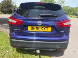 2016 Nissan Qashqai 1.5 Dci Tekna in Blue — image 3