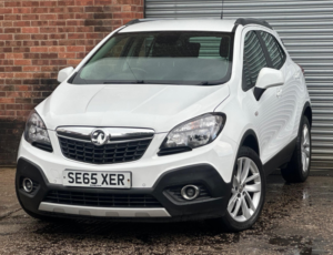 2016 Vauxhall Mokka 1.6i Tech Line 2WD Euro 6 (s/s) 5dr in White — image 2