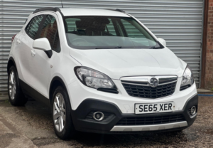 2016 Vauxhall Mokka 1.6i Tech Line 2WD Euro 6 (s/s) 5dr in White — image 3