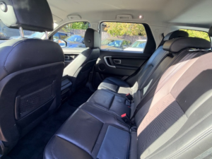 2016 Land Rover Discovery Sport Td4 Se Tech in Blue — image 2