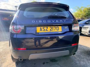 2016 Land Rover Discovery Sport Td4 Se Tech in Blue — image 5