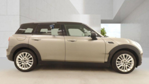 2017 MINI Clubman 1.5 Cooper Auto Euro 6 (s/s) 6dr in Silver — image 5