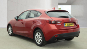 2015 Mazda 3 2.0 Skyactiv-G Se-L Nav Euro 6 (s/s) 5dr in Red — image 3