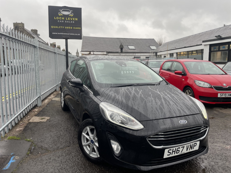 2017 Ford Fiesta 1.1 Ti-Vct Zetec in Black — image 1