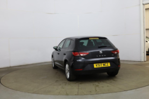 2017 SEAT Leon 1.2 Tsi Se Dynamic Technology Euro 6 (s/s) 5dr in Black — image 5