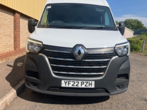 2022 Renault Master 2.3 Dci 35 Business+ Panel Van 4dr Diesel Manual Fwd Mwb Medium Roof Euro 6 (135 Ps) in White — image 2