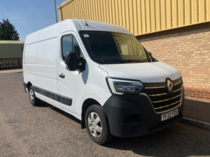 2022 Renault Master 2.3 Dci 35 Business+ Panel Van 4dr Diesel Manual Fwd Mwb Medium Roof Euro 6 (135 Ps) in White — image 3