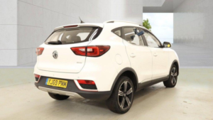 2020 MG MG Zs 1.5 Vti-Tech Limited Edition Euro 6 (s/s) 5dr in White — image 4