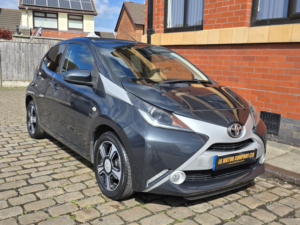 2016 Toyota Aygo 1.0 Vvt-I X-Clusiv 2 in Grey — image 3