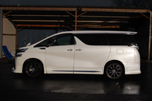 2015 Toyota Vellfire 3.5 Za 30 Series Camper 5 Seats in White — image 4