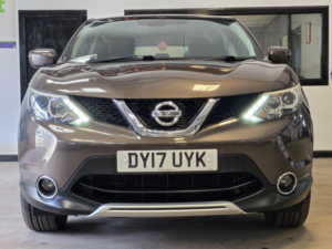 2017 Nissan Qashqai 1.2 Dig-T Acenta 2WD Euro 6 (s/s) 5dr in Bronze — image 4
