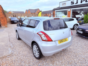 2012 Suzuki Swift 1.2 Sz3 in Silver — image 4