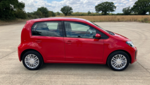 2019 Volkswagen Up! 1.0 Move Up! 1 Owner in Red — image 3