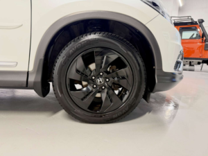 2017 Honda Cr-V 2.0 I-Vtec Ex SUV 5dr Petrol Manual 4WD Euro 6 (s/s) (155 Ps) in White — image 5