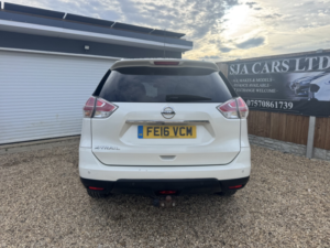 2016 Nissan X-Trail 2.0 Dci Acenta in White — image 5