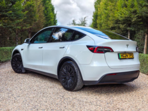 2024 Tesla Model Y Auto Rwd 5dr in White — image 6