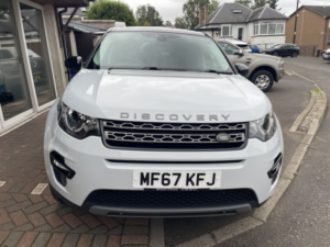 2017 Land Rover Discovery Sport 2.0 Td4 Se Tech in White — image 5