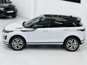 2020 Land Rover Range Rover Evoque 2.0 P250 Mhev First Edition in White — image 4
