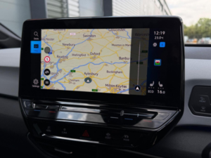 2022 Volkswagen Id.3 Pro Performance 58kwh Family Auto 5dr in White — image 3