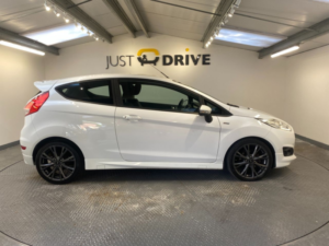 2016 Ford Fiesta 1.0t Ecoboost St-Line Hatchback 3dr Petrol Manual Euro 6 (s/s) (140 Ps) in White — image 6
