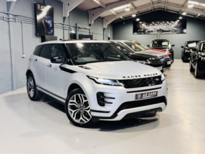 2019 Land Rover Range Rover Evoque 2.0 D180 R-Dynamic Hse in Silver — image 3