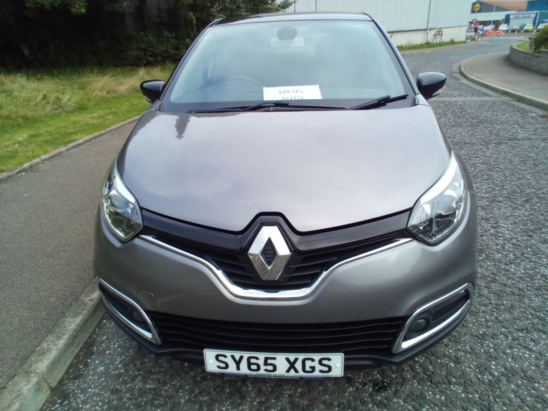 2015 Renault Captur Dynamique S Nav 1.5 Dci 90 Auto in Grey — image 1
