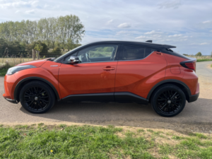 2020 Toyota C-Hr 2.0 Vvt-H Orange Edition in Orange — image 5