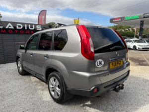 2011 Nissan X-Trail 2.0 Dci Acenta 4WD Euro 5 5dr in Grey — image 4