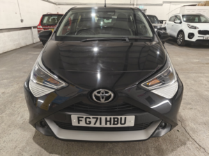 2022 Toyota Aygo 1.0 Vvt-I X-Play in Black — image 3
