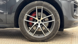 2023 Porsche Macan 2.9t V6 S SUV 5dr Petrol Pdk 4WD Euro 6 (s/s) (380 Ps) in Grey — image 4