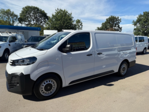 2025 Peugeot Expert E- Pro Lwb in White — image 3