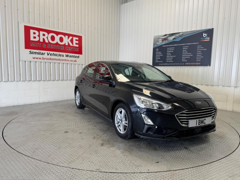 2019 Ford Focus 1.0t Ecoboost Zetec Euro 6 (s/s) 5dr in Black — image 1