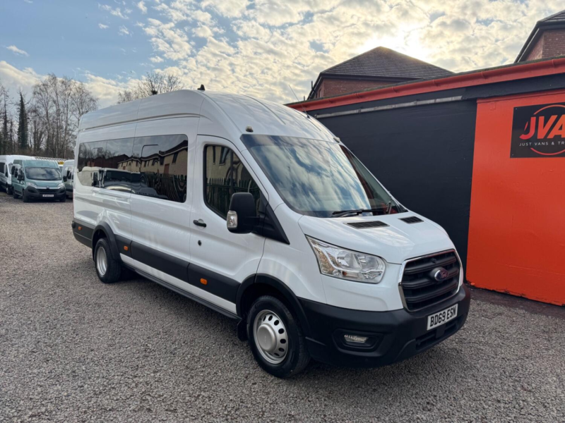 2019 Ford Transit 2.0 460 Ecoblue Leader in White — image 1