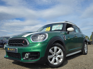 2019 MINI Countryman 2.0 Cooper S Classic SUV 5dr Petrol Manual Euro 6 (s/s) (192 Ps) in Green — image 2