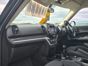 2019 MINI Countryman 2.0 Cooper S Classic SUV 5dr Petrol Manual Euro 6 (s/s) (192 Ps) in Green — image 6