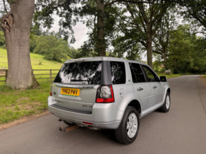 2012 Land Rover Freelander 2 2.2 Sd4 Xs SUV 5dr Diesel Commandshift 4WD Euro 5 (190 Ps) in Silver — image 3