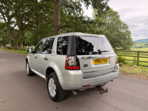 2012 Land Rover Freelander 2 2.2 Sd4 Xs SUV 5dr Diesel Commandshift 4WD Euro 5 (190 Ps) in Silver — image 6