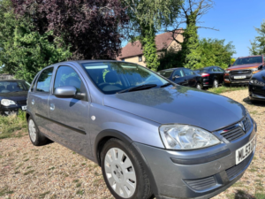 2003 Vauxhall Corsa 1.0 I 12v Active in Silver — image 4