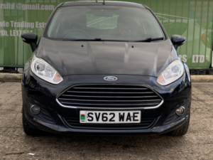 2013 Ford Fiesta 1.3 Zetec in Black — image 2