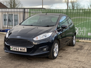 2013 Ford Fiesta 1.3 Zetec in Black — image 3