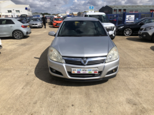 2008 Vauxhall Astra 1.8 I 16v Design in Silver — image 3