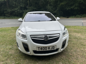 2013 Vauxhall Insignia 2.8 T V6 Vxr Supersport in White — image 3