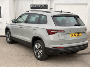 2022 Skoda Karoq 2.0 Tdi Se Drive in Grey — image 6