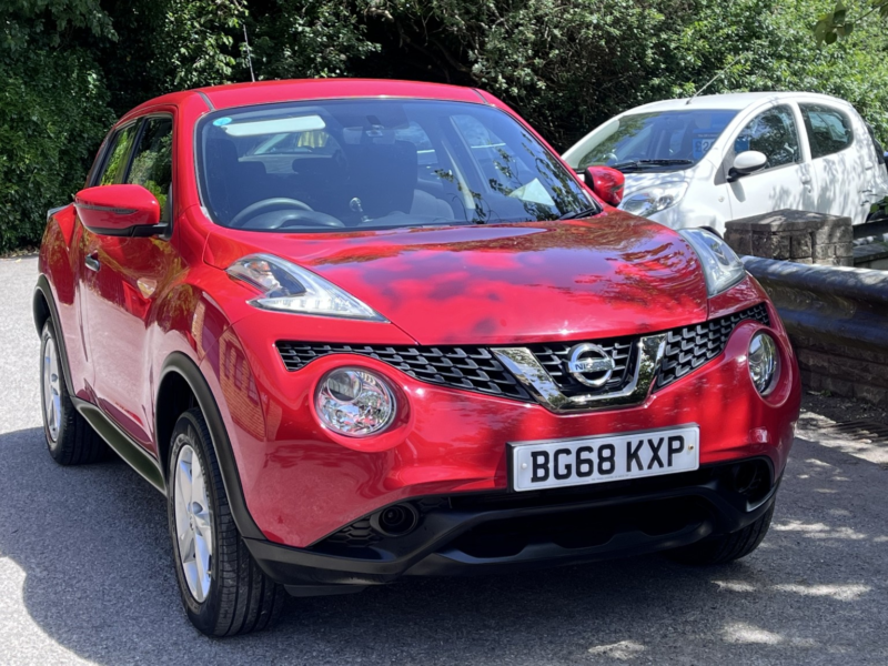 2018 Nissan Juke 1.6 Visia SUV 5dr Petrol Manual Euro 6 (112 Ps) in Red — image 1