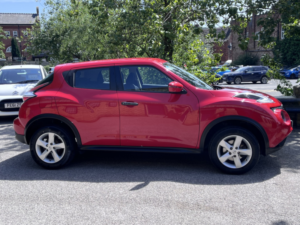 2018 Nissan Juke 1.6 Visia SUV 5dr Petrol Manual Euro 6 (112 Ps) in Red — image 5