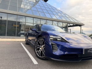 2022 Porsche Taycan Performance Plus 93.4kwh in Blue — image 3