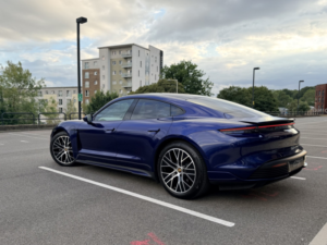 2022 Porsche Taycan Performance Plus 93.4kwh in Blue — image 5