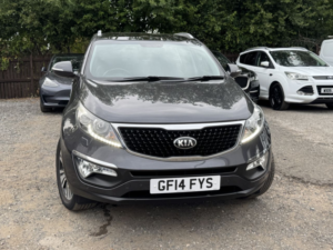 2014 Kia Sportage 1.7 Crdi Ecodynamics 4 SUV 5dr Diesel Manual 2WD Euro 5 (s/s) (114 Bhp) in Silver — image 2